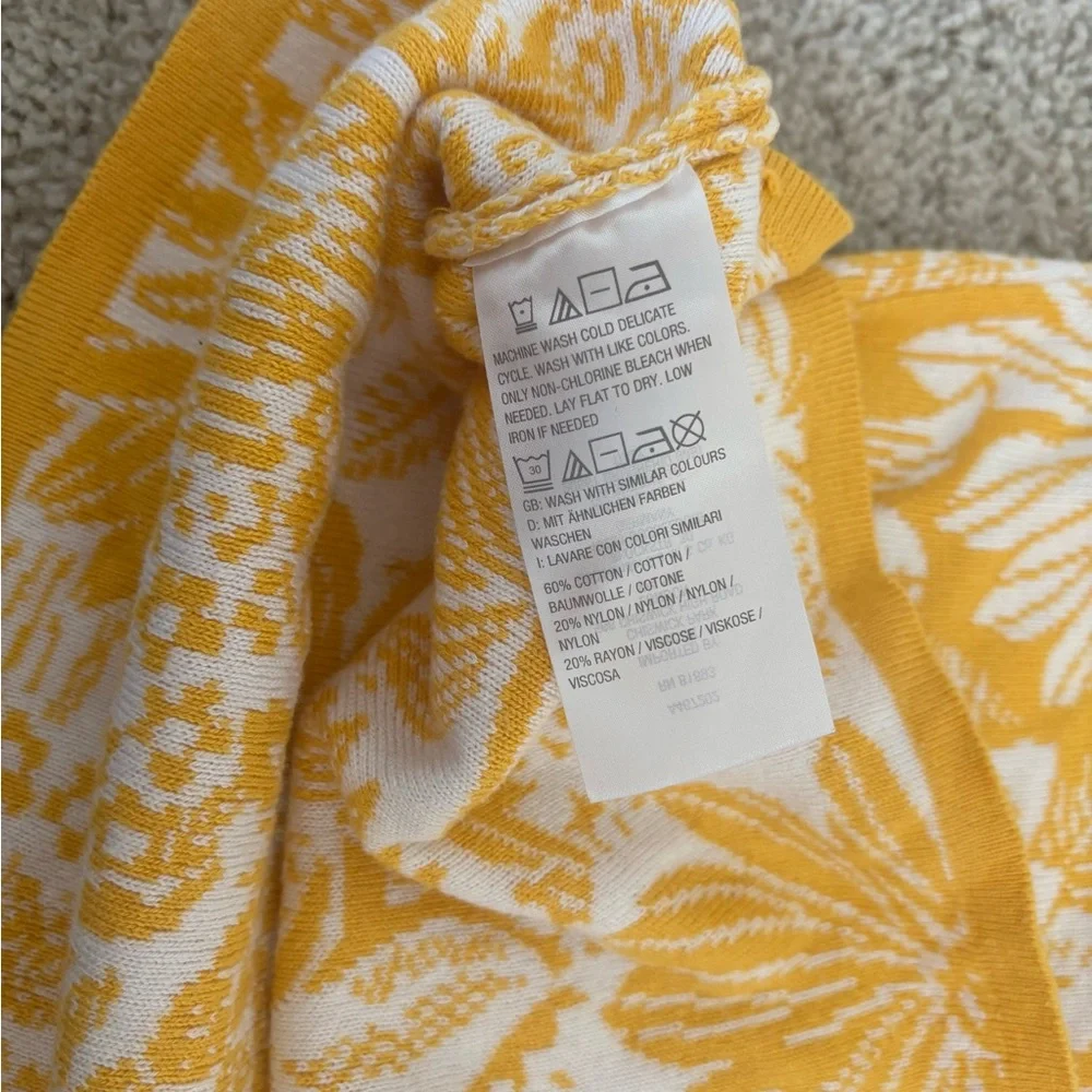 Floral Jacquard Split-Neck Yellow Top Size S (Brand: Isaac Misrahi Live!) - Picture 4 of 5
